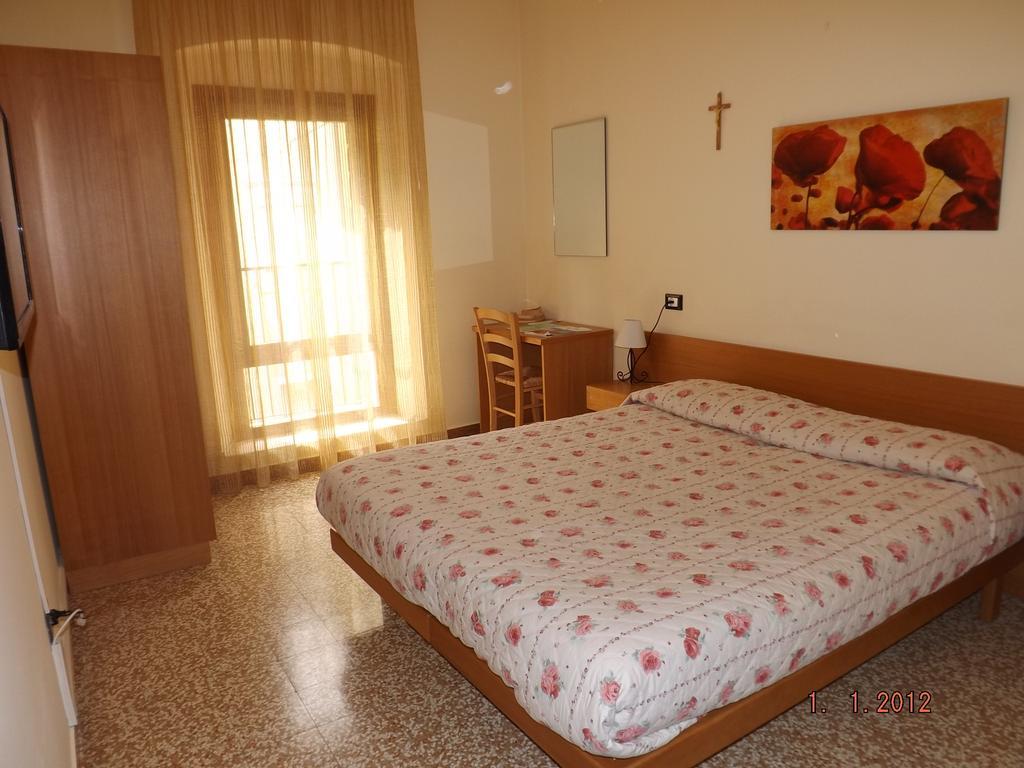 Albergo Dal Baffo Lazise Exterior foto